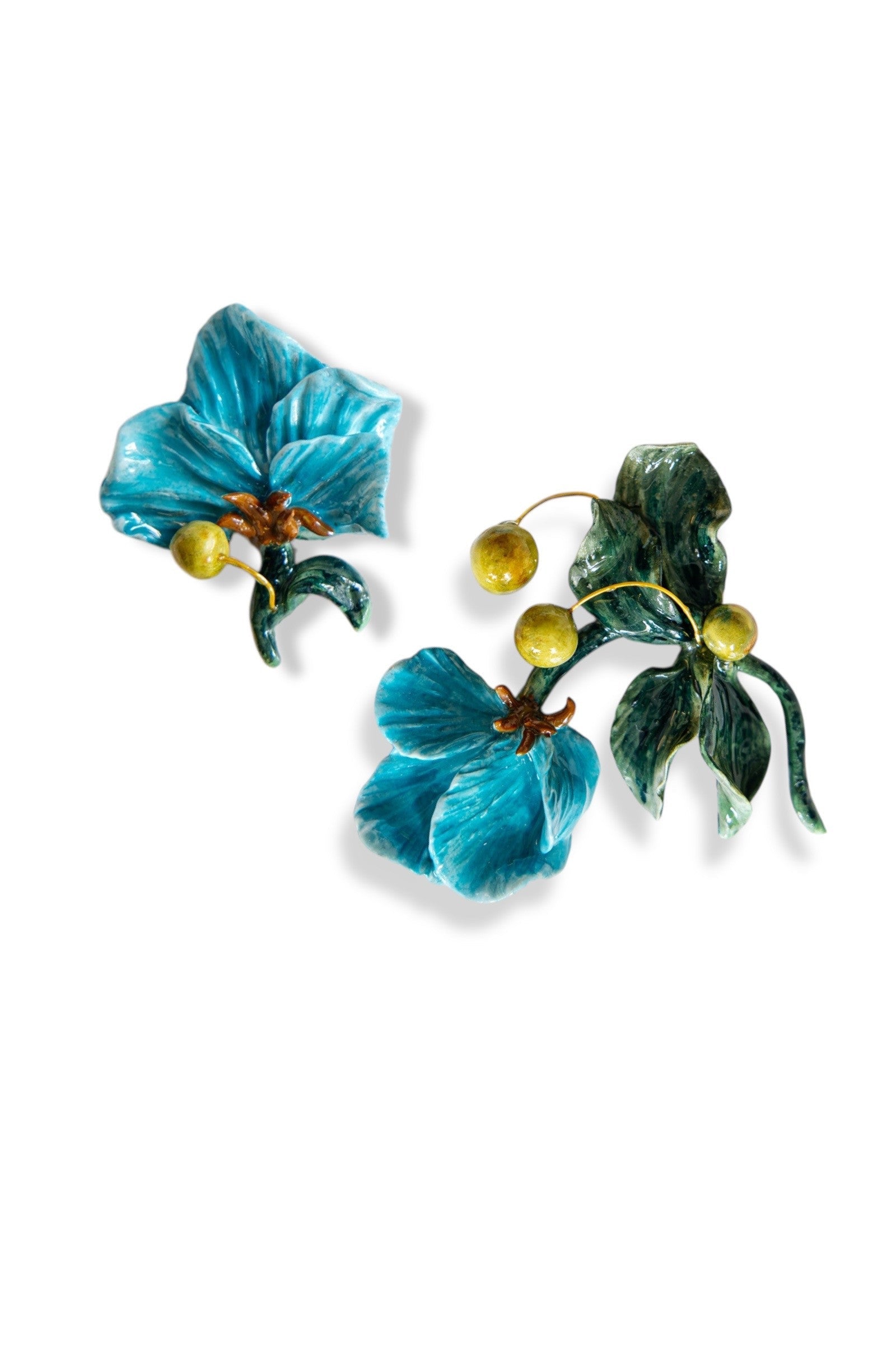MIRABELLE - Asymmetric Abstract Flower Earring - A/W 25-26 Silent Reverie