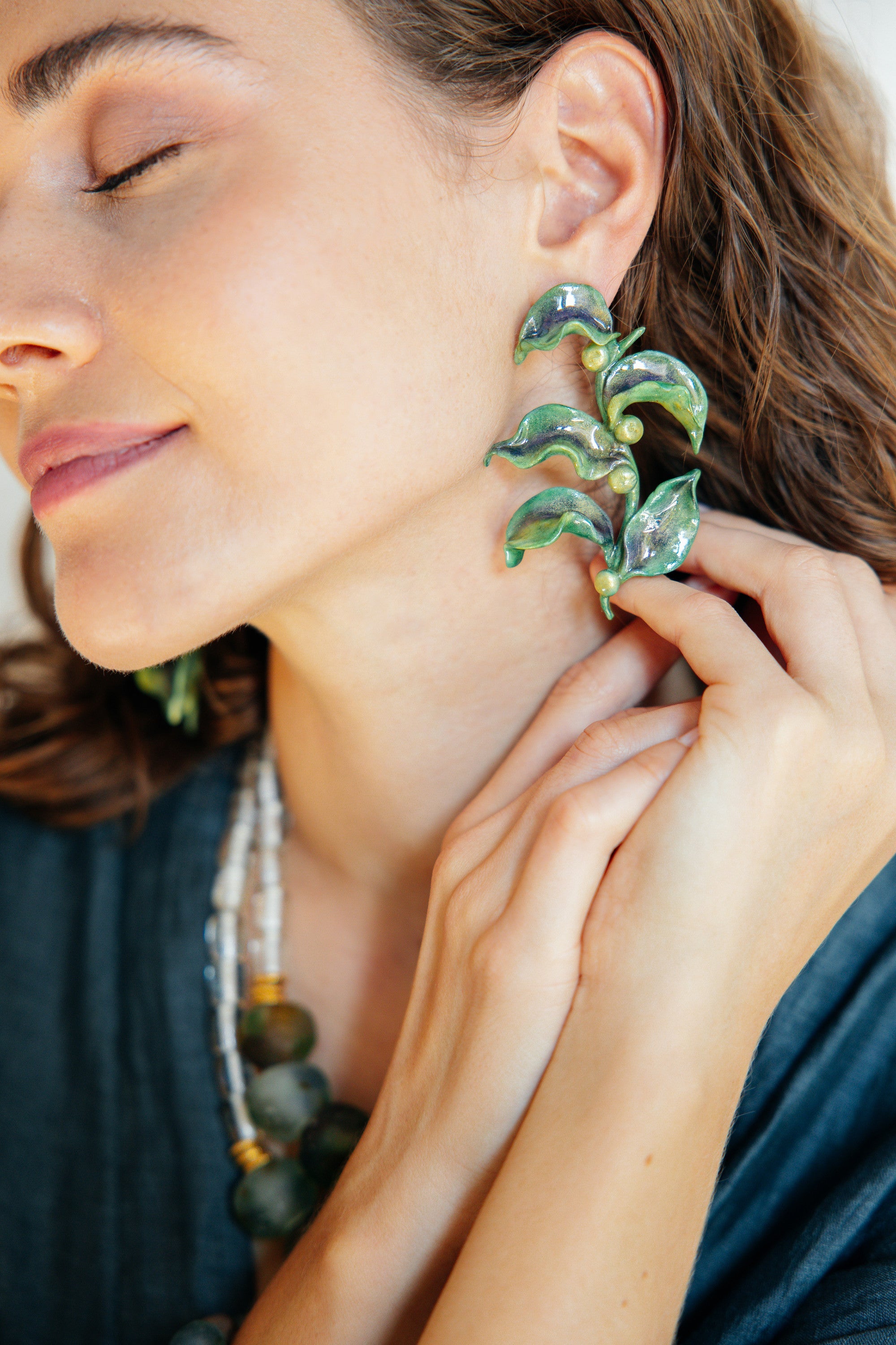 LYNDEN - Sparkling Ivy Form Earring - A/W 25-26 Silent Reverie