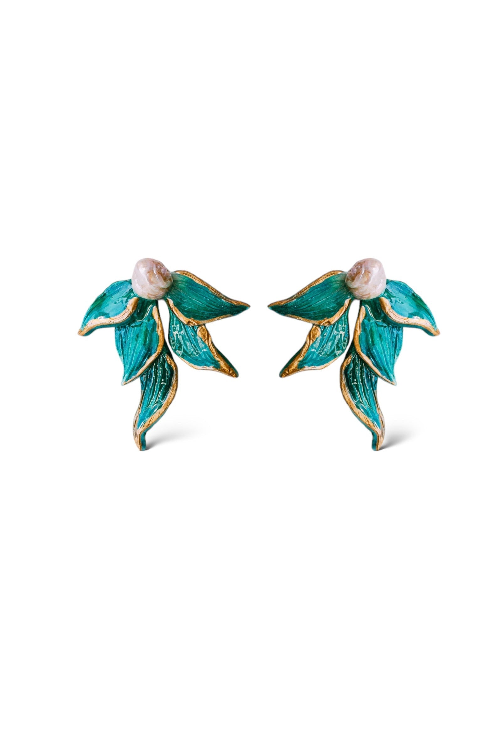 THALIA - Leaf and Pearl Detailed Earring