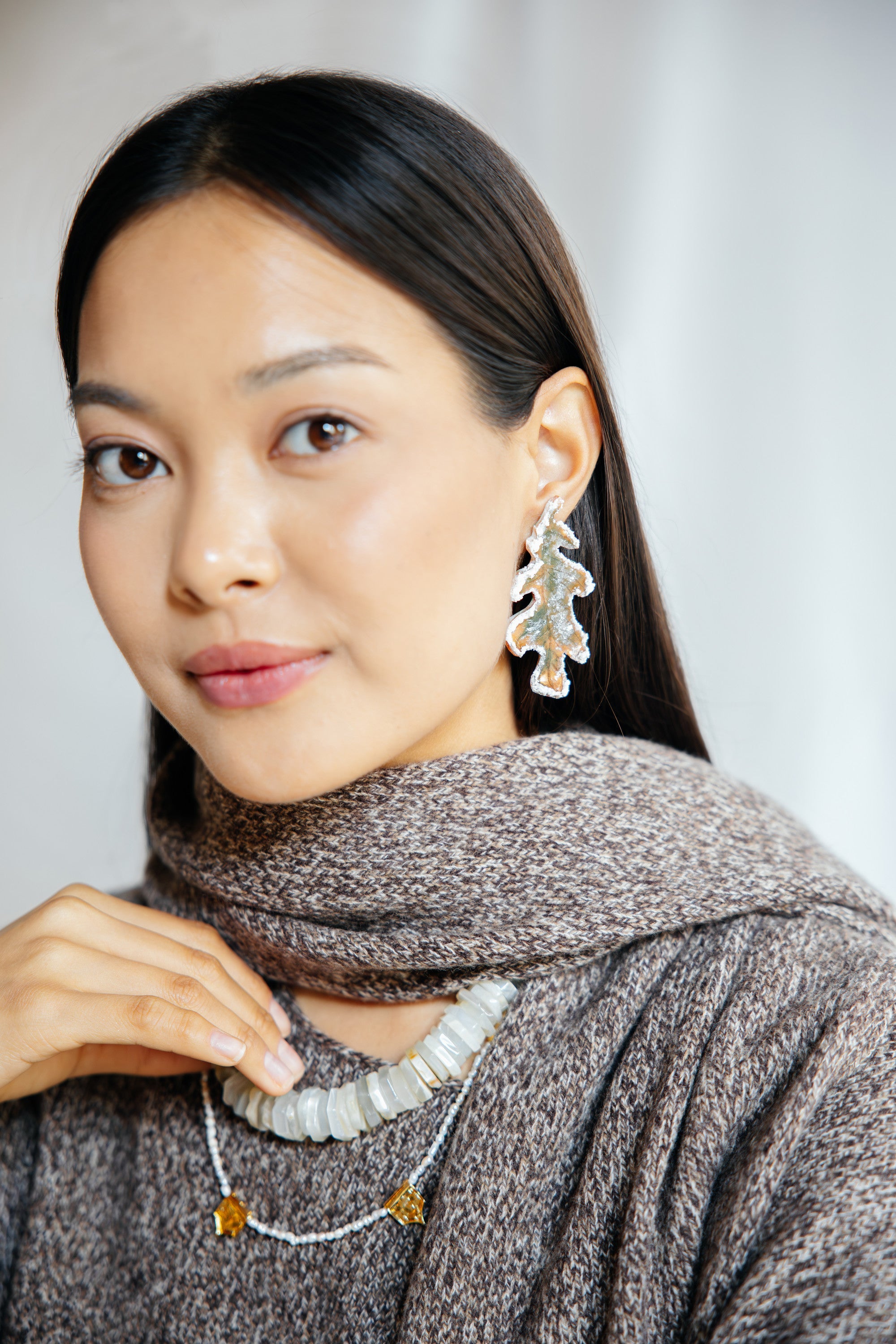 FROSTED - Snow Detailed Oak Leaf Earring - A/W 25-26 Silent Reverie