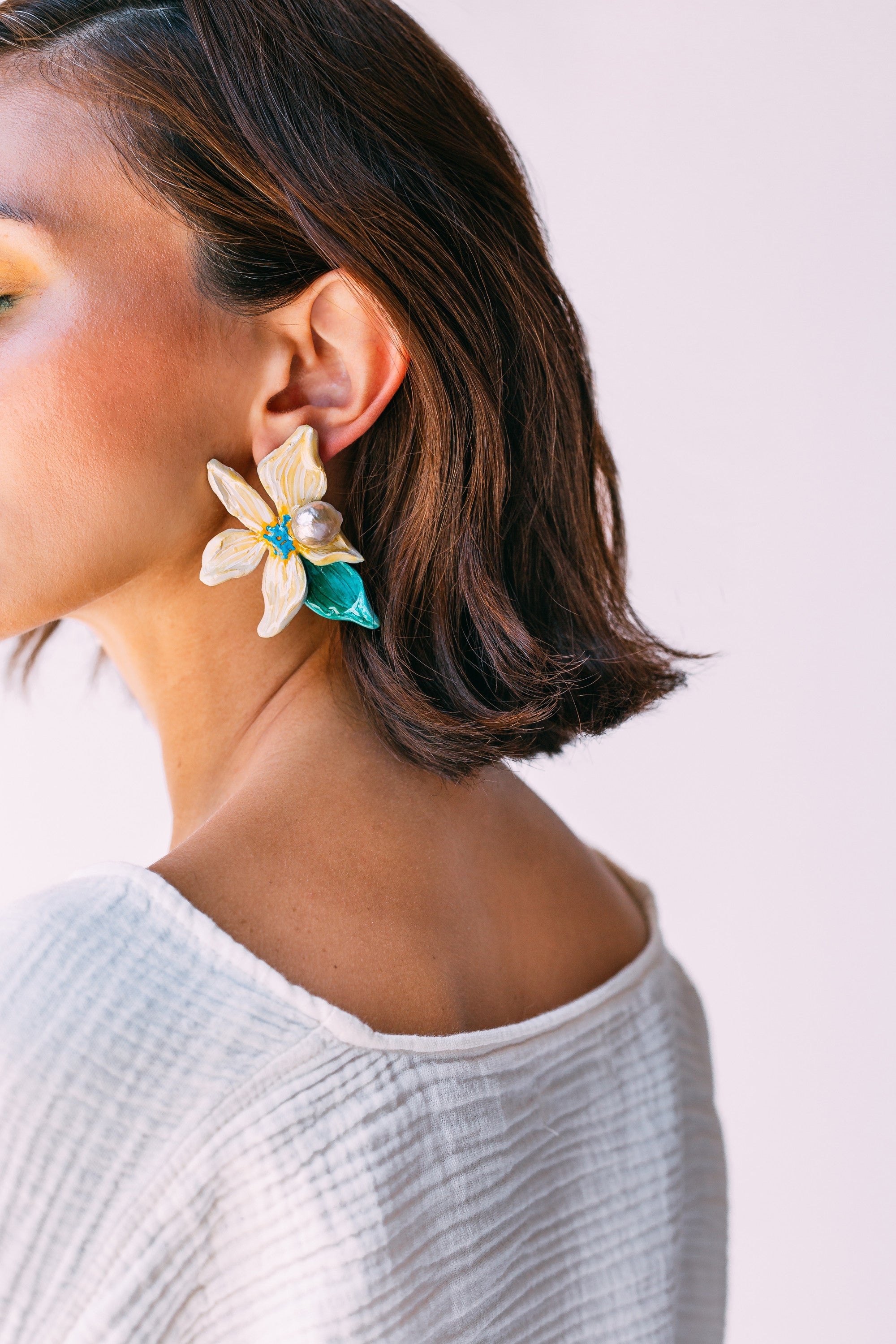MIRA - Pearl Detailed Earring