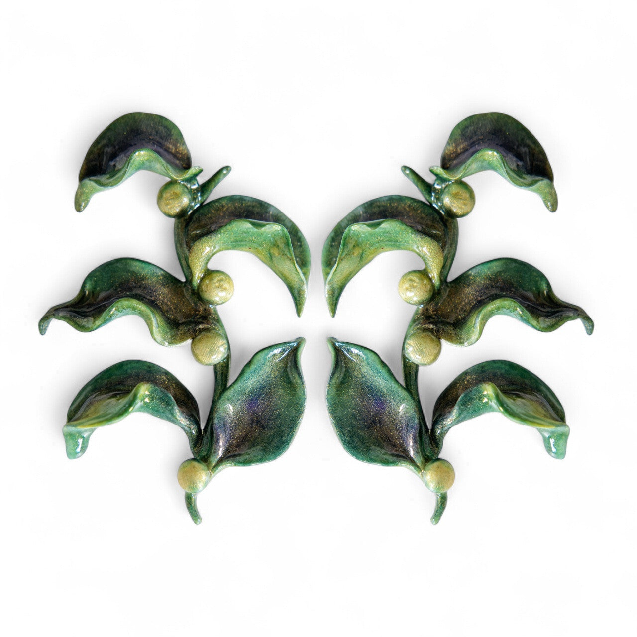 LYNDEN - Sparkling Ivy Form Earring - A/W 25-26 Silent Reverie
