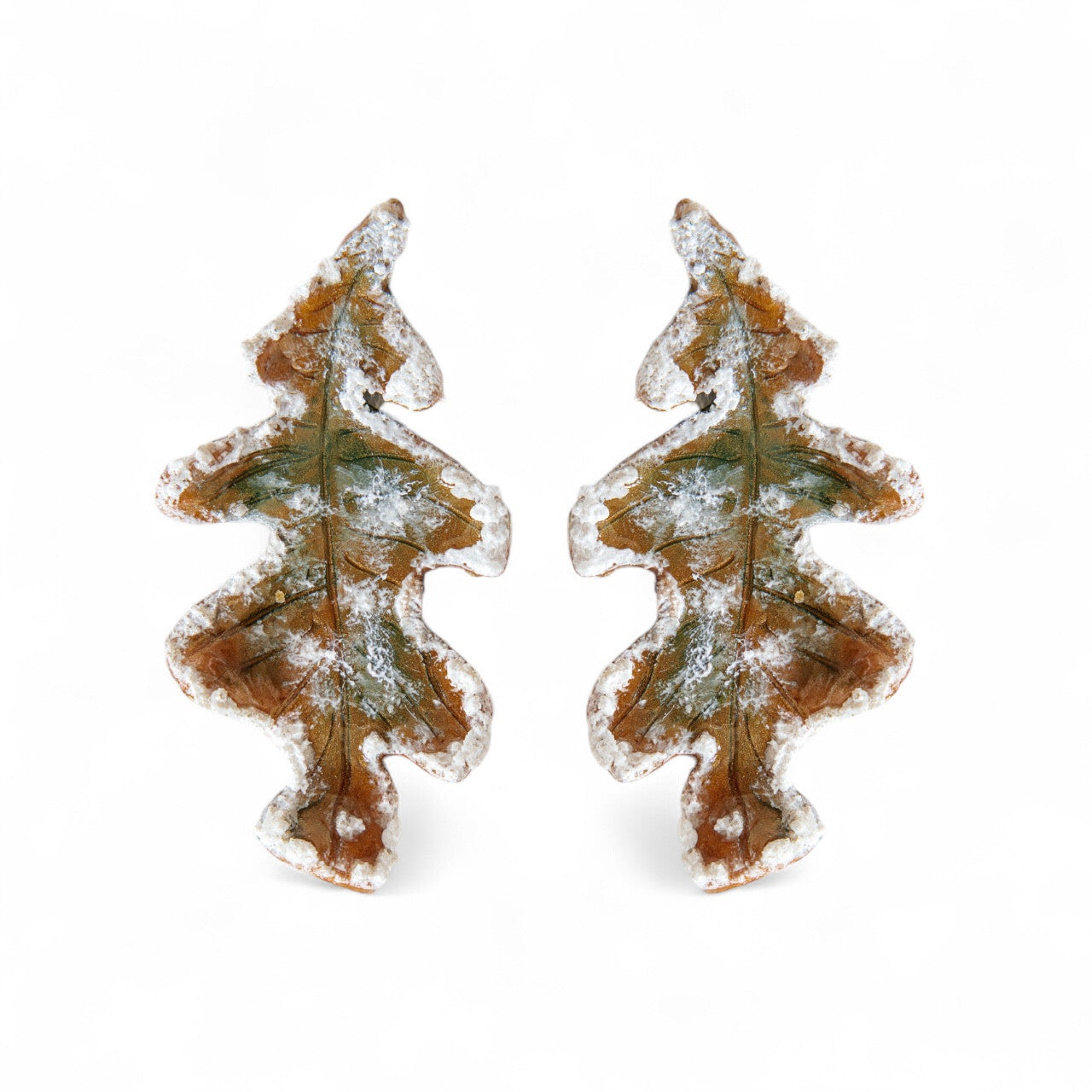 FROSTED - Snow Detailed Oak Leaf Earring - A/W 25-26 Silent Reverie