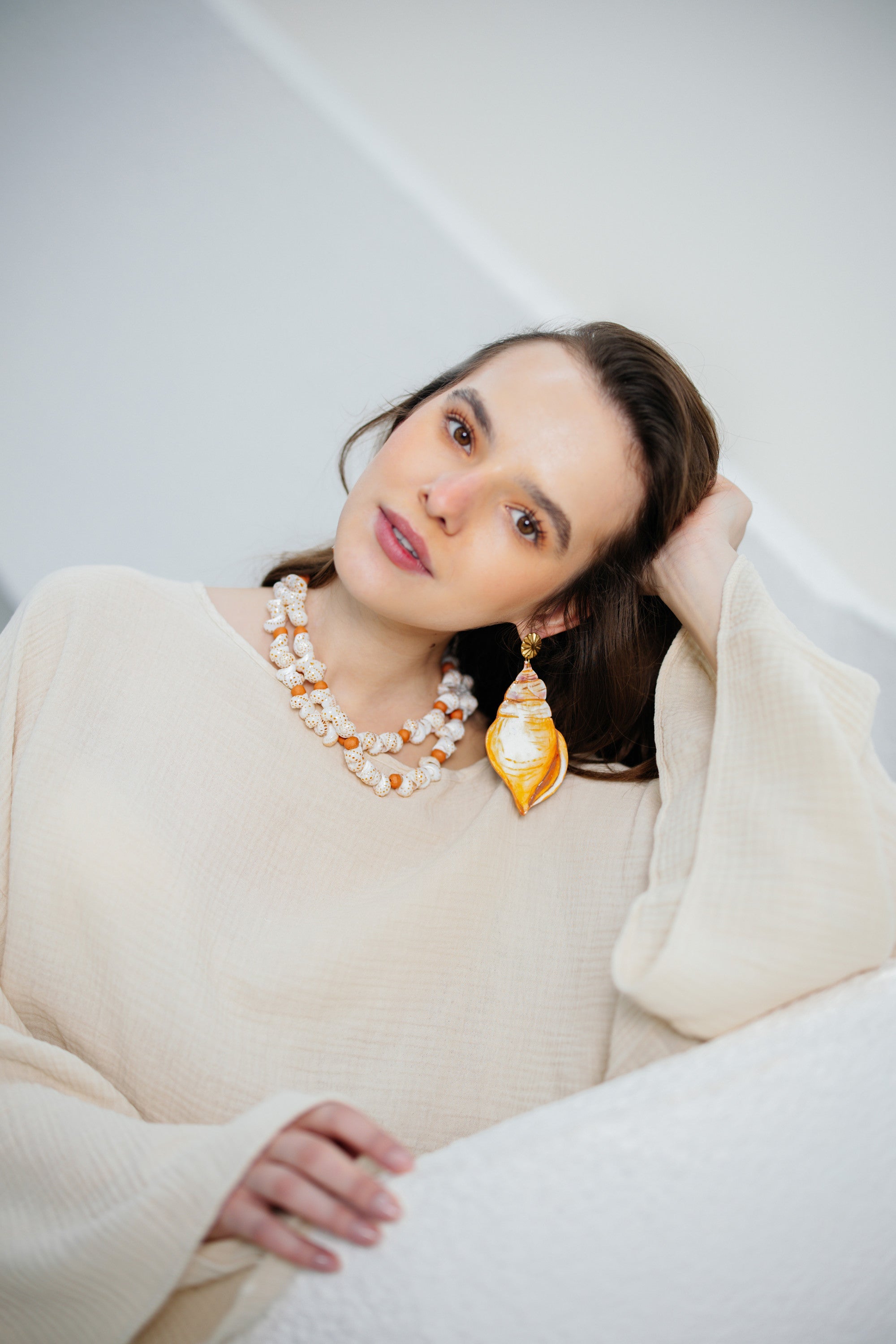No.41 - Seashell Detailed Clay Bead Necklace - S/S '26